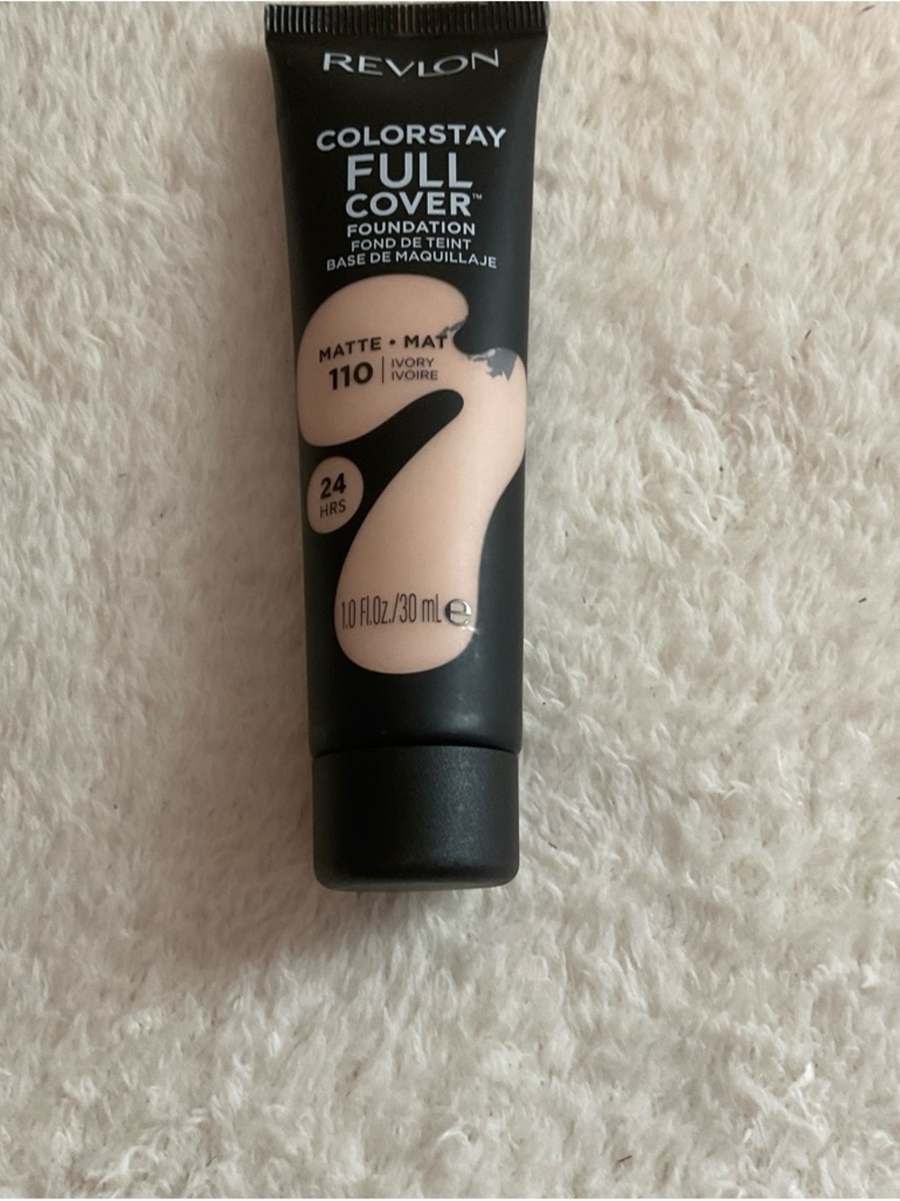 Revlon ColorStay Full Cover Foundation Tube - Black with White Text (110 Ivory)